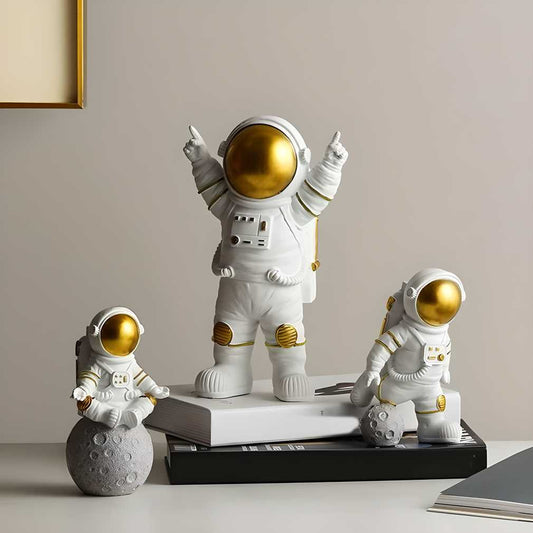 Astronaut Spaceman Statue Ornament Set of 3 - Golden